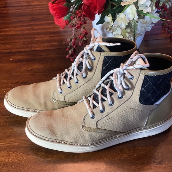 PUMA HIGH TOP SNEAKERS. - Picture 3 of 16